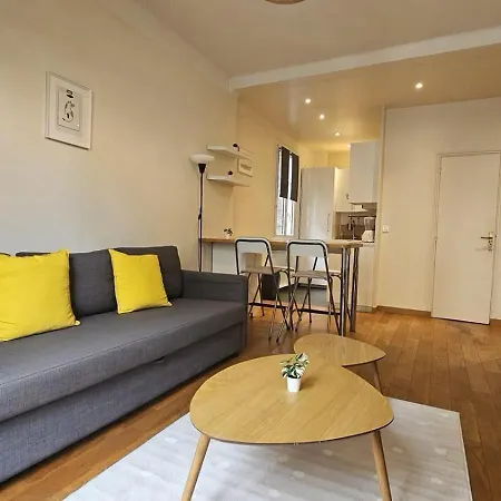 Apartment Tres Bel Renove Quartier Tour Eiffel - Pont De Bir-hakeim Paris